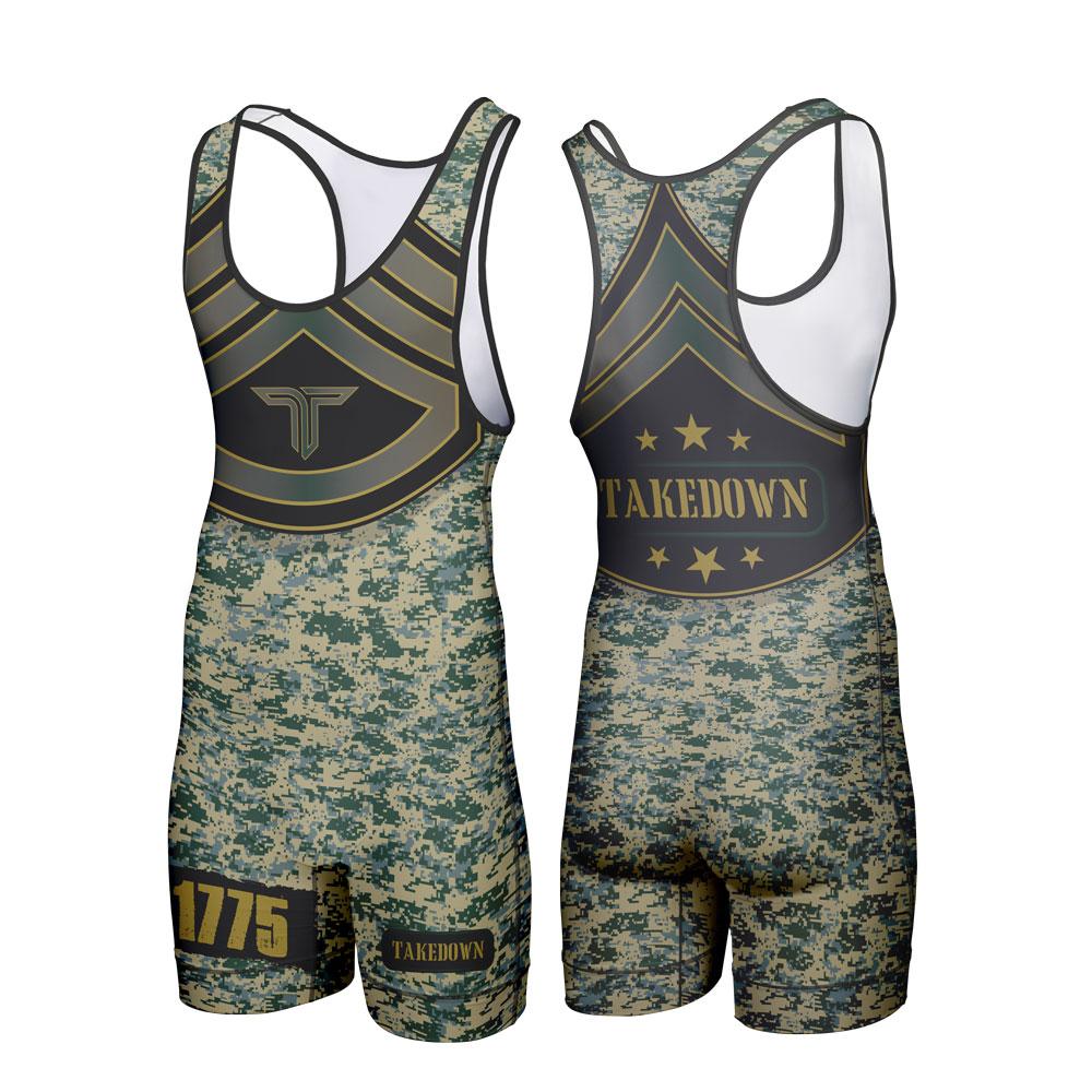 Custom Reversible Sublimated M - Running Gear Essential recension och pris