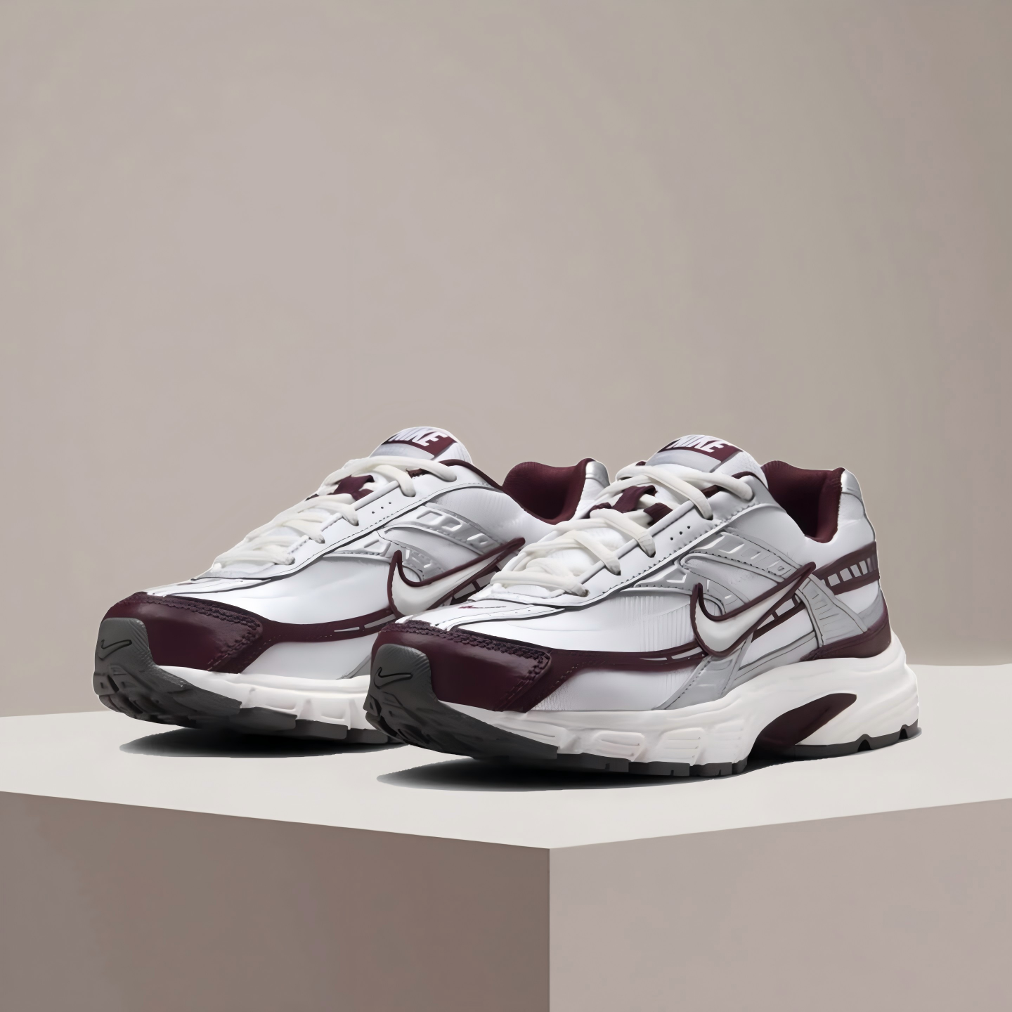 Nike INITIATOR Breathable Runn - Running Gear Nike recension och pris